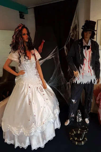 Halloween & Gothic 11